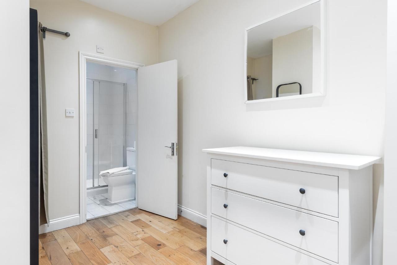 Mayfair By Capital Apartament