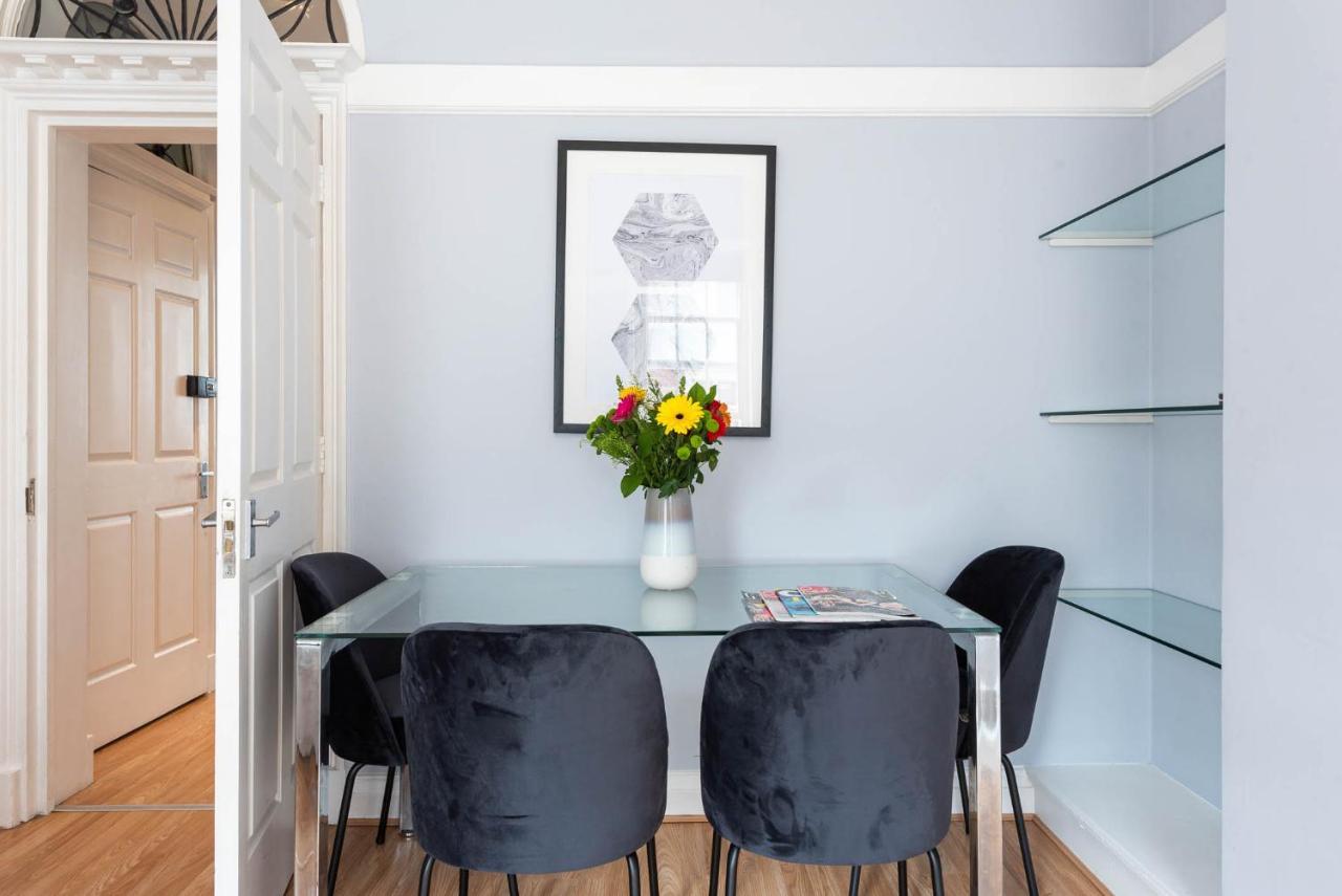 Mayfair By Capital Apartament